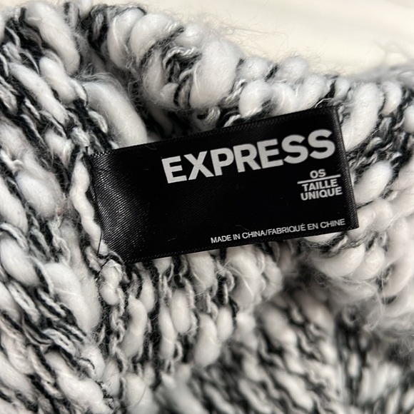 Express Infinity Scarf - Picture 2 of 6